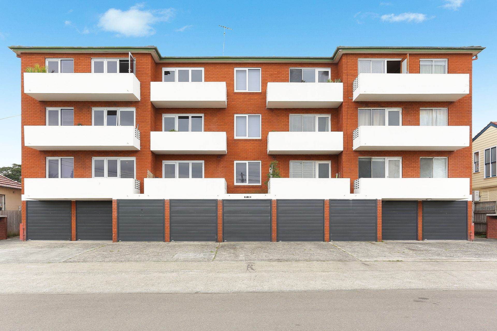 7/33 Maida Street, Lilyfield For Lease by Coopers Agency - image 1