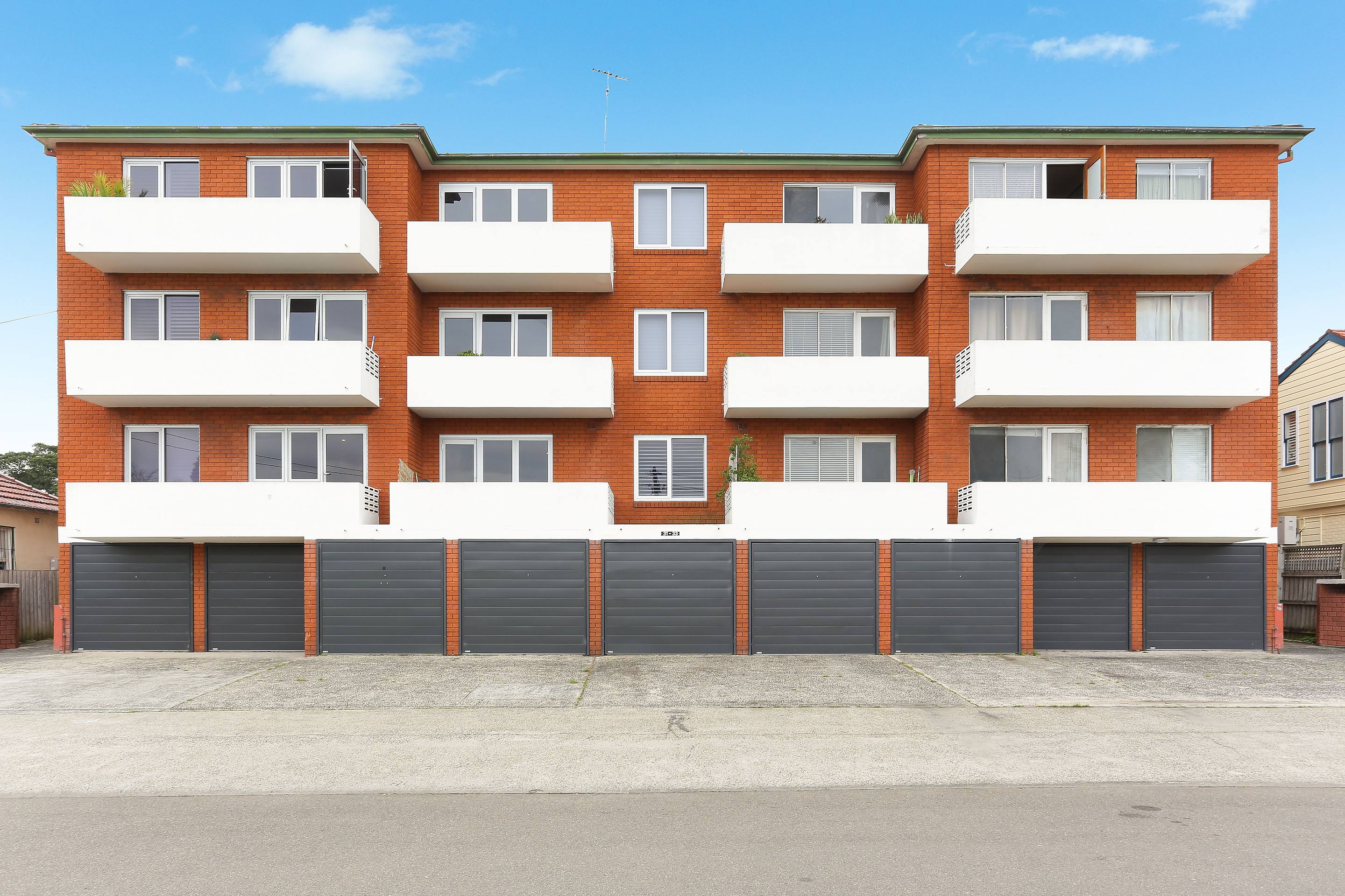 7/33 Maida Street, Lilyfield For Lease by Coopers Agency - image 1