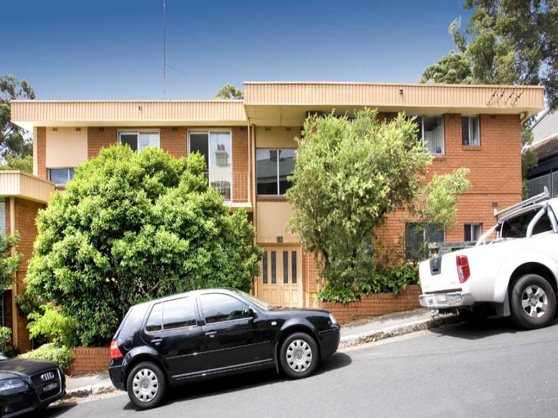 Photo #2: 9/16 Vincent Street, Balmain - Sold by Coopers Agency