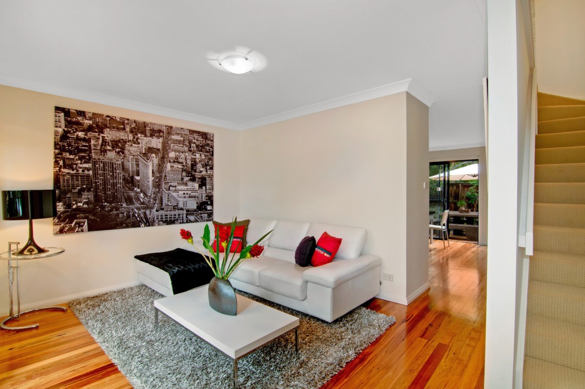 Photo #4: 1/130 William Street, Leichhardt - Sold by Coopers Agency