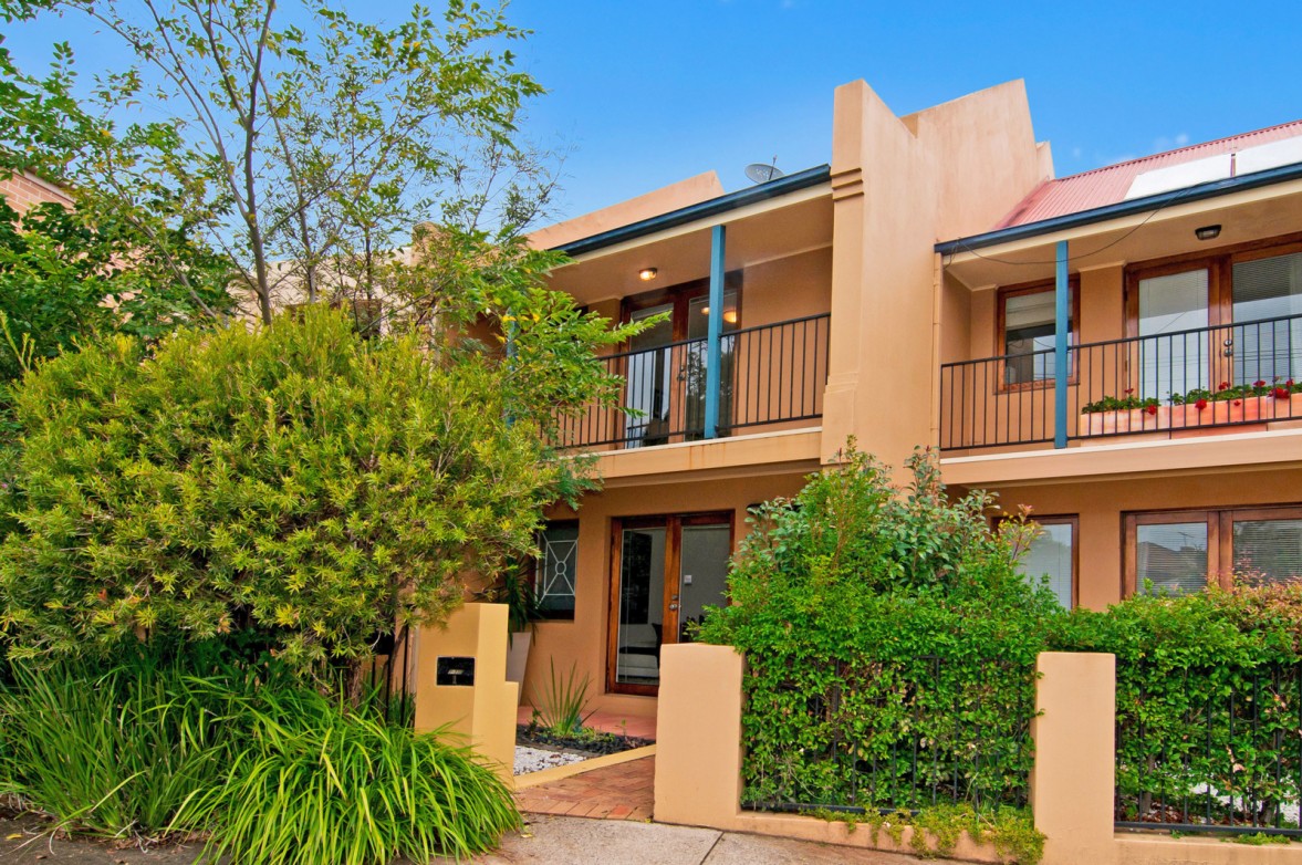 Photo #1: 1/130 William Street, Leichhardt - Sold by Coopers Agency