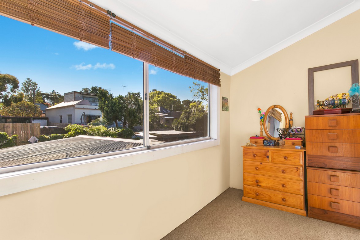 Photo #5: 33 Hartley Street, Rozelle - Sold by Coopers Agency