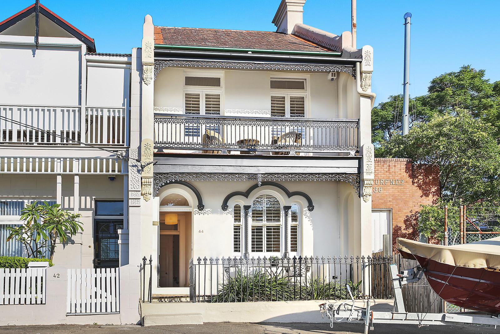 Photo #9: 44 Fitzroy Avenue, Balmain - Sold by Coopers Agency