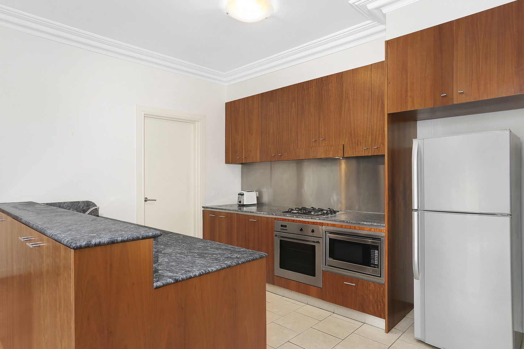 Photo #3: B3/1 Buchanan, Balmain - Leased by Coopers Agency