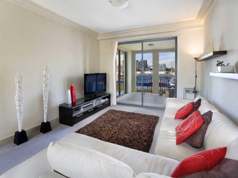 Photo #2: C8/1 Buchanan Street, Balmain - Sold by Coopers Agency