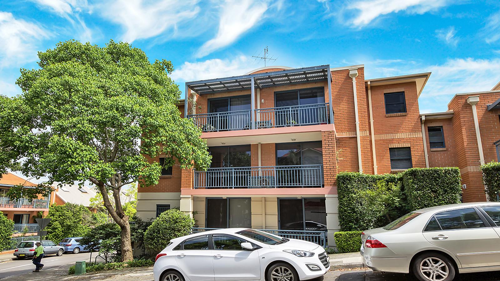 Photo #2: 126/5 Hyam Street, Balmain - Sold by Coopers Agency