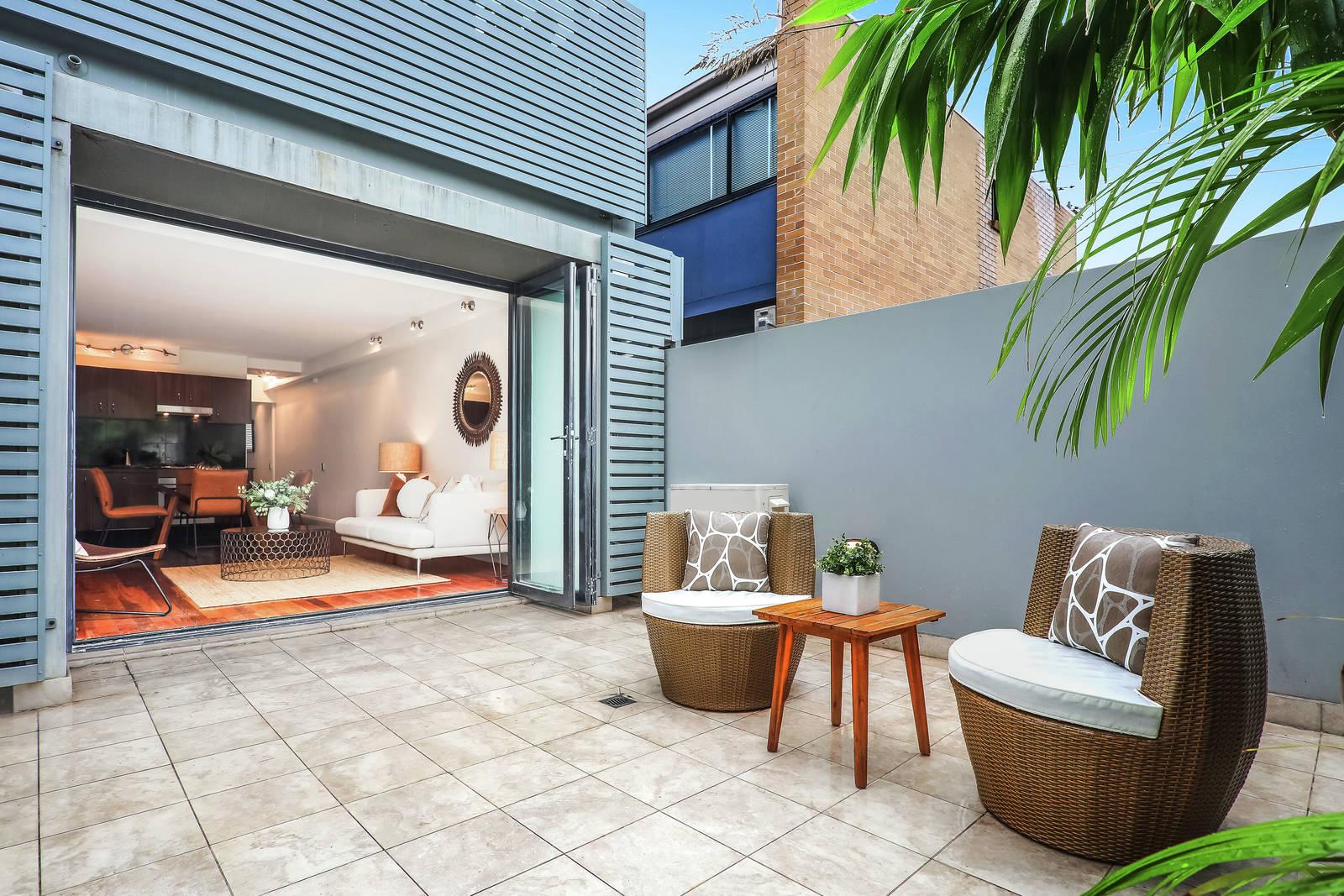 Photo #4: 1/11-23 Hay Street, Leichhardt - Sold by Coopers Agency