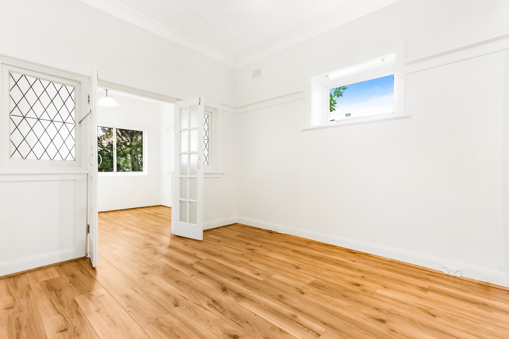 Photo #4: 3/17 Sir Thomas Mitchell Road, Bondi Beach - Leased by Coopers Agency