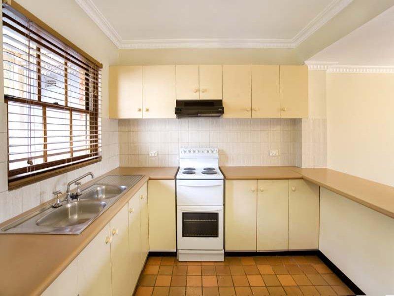 Photo #4: 1/40 Beattie Street, Balmain - Sold by Coopers Agency