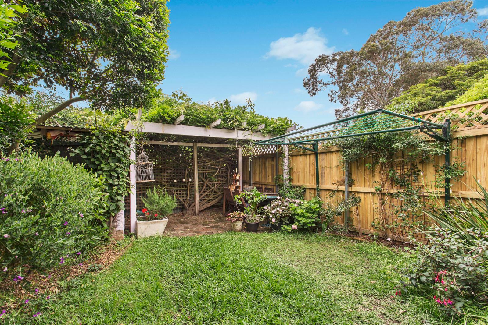 Photo #5: 166 Francis Street, Lilyfield - Sold by Coopers Agency