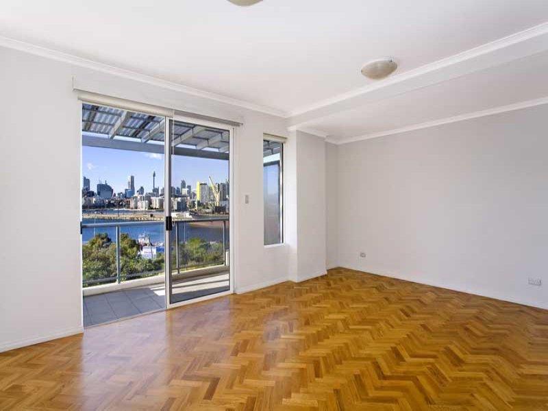 Photo #4: 24/1 Batty Street, Rozelle - Sold by Coopers Agency