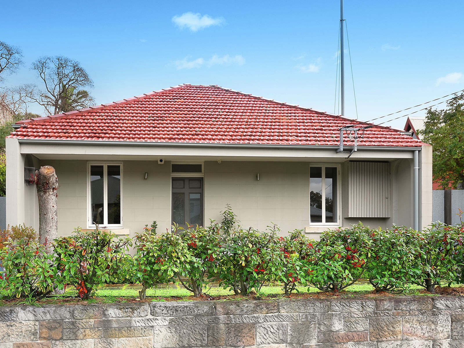 Photo #9: 2c Waite Avenue, Balmain - Sold by Coopers Agency