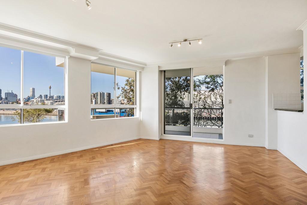 Photo #4: 27/1 Batty Street, Balmain - Leased by Coopers Agency