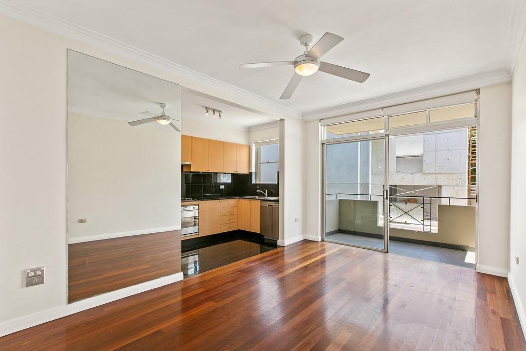 Photo #2: 3/24A Pearson Street, Balmain East - Leased by Coopers Agency