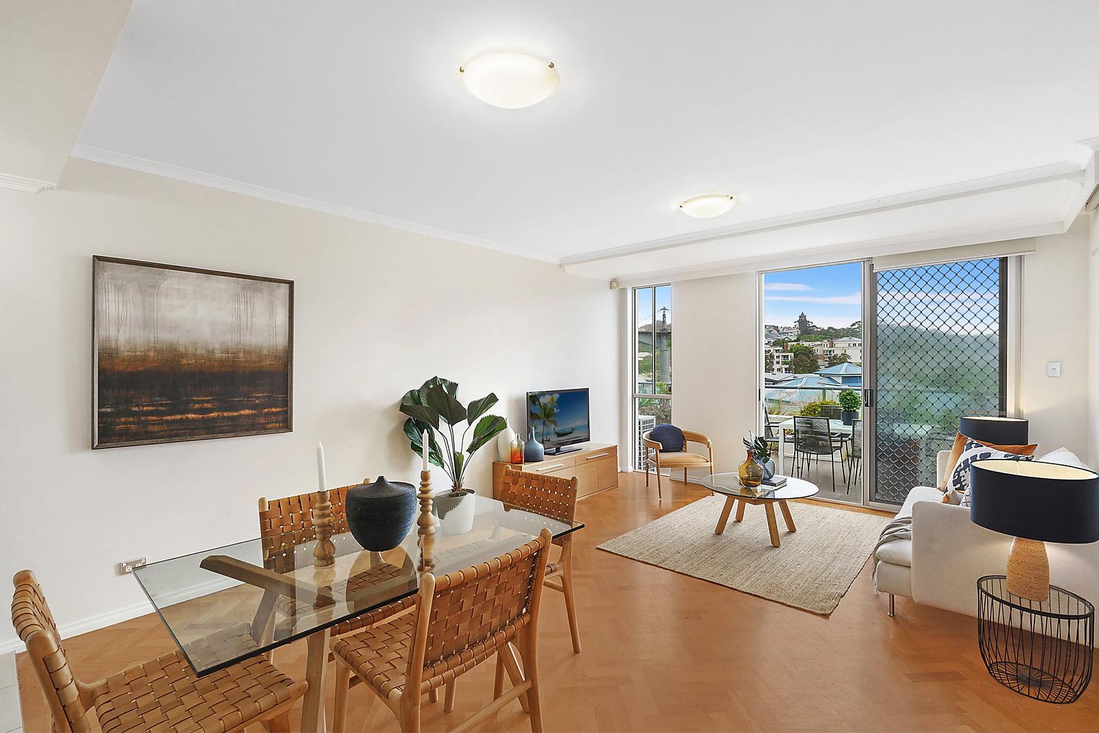 Photo #3: 18 Reynolds Avenue, Balmain - Sold by Coopers Agency