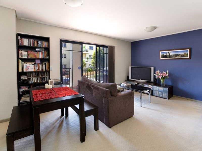 Photo #1: 102/24 Warayama Place, Rozelle - Sold by Coopers Agency