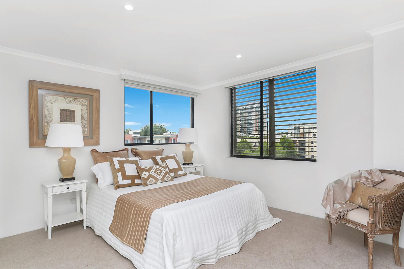 Photo #2: 7/6 Cross Street, Pyrmont - Sold by Coopers Agency