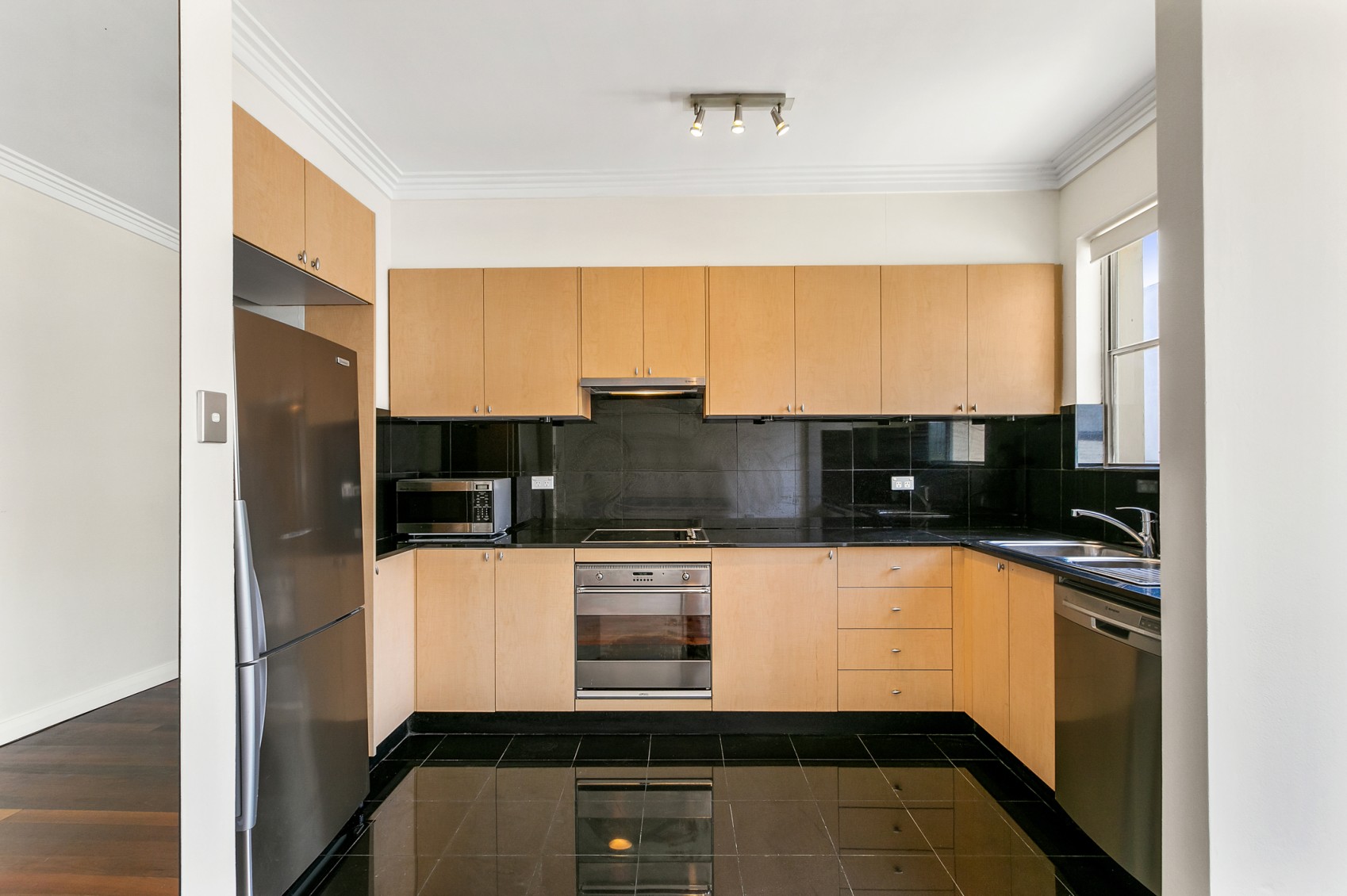 Photo #3: 3/24A Pearson Street, Balmain East - Leased by Coopers Agency