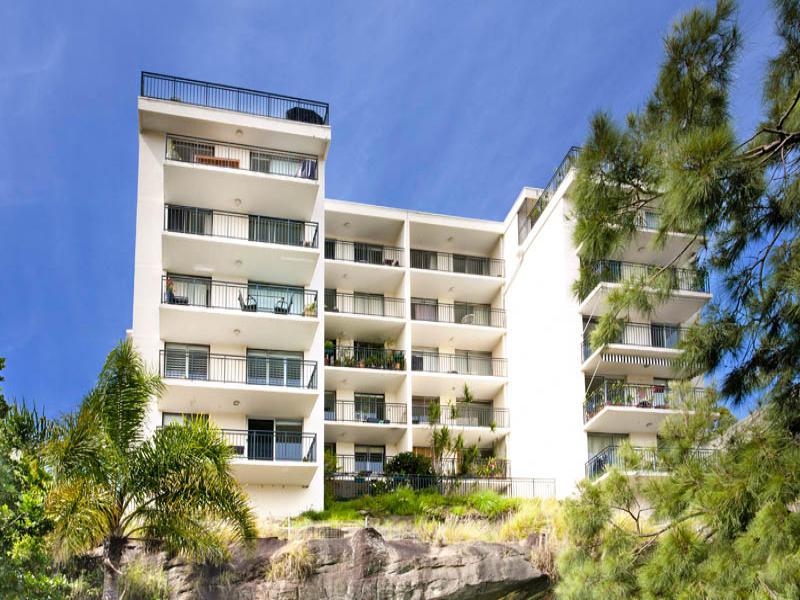 Photo #2: 31/10 Gow Street, Balmain - Sold by Coopers Agency