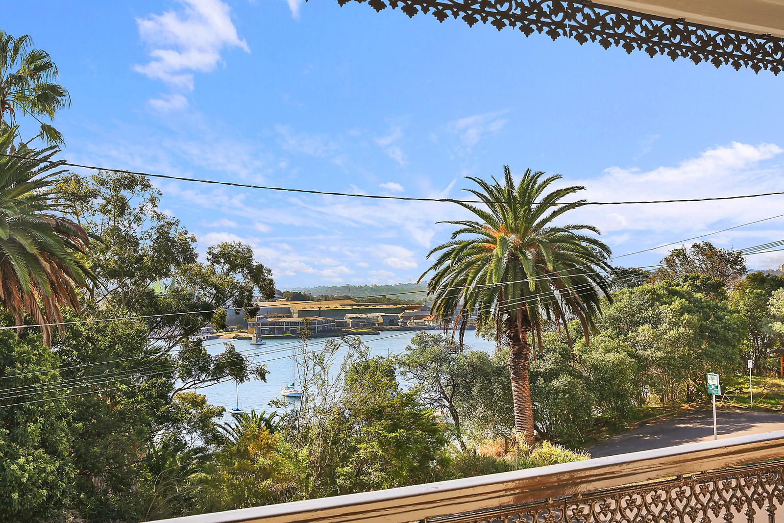 Photo #2: 44 Fitzroy Avenue, Balmain - Sold by Coopers Agency