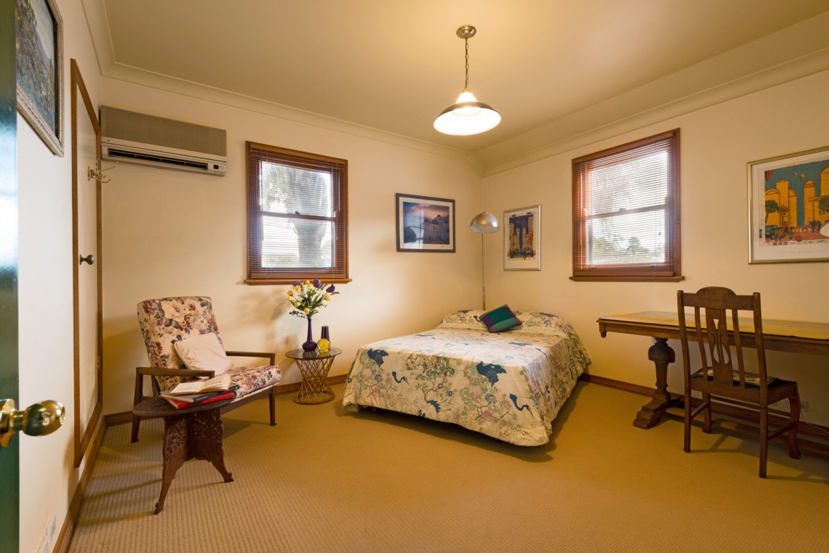 Photo #6: 13 Creek Street, Balmain - Sold by Coopers Agency