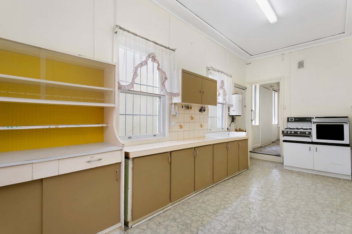 Photo #4: 79 Marlborough Street, Leichhardt - Sold by Coopers Agency