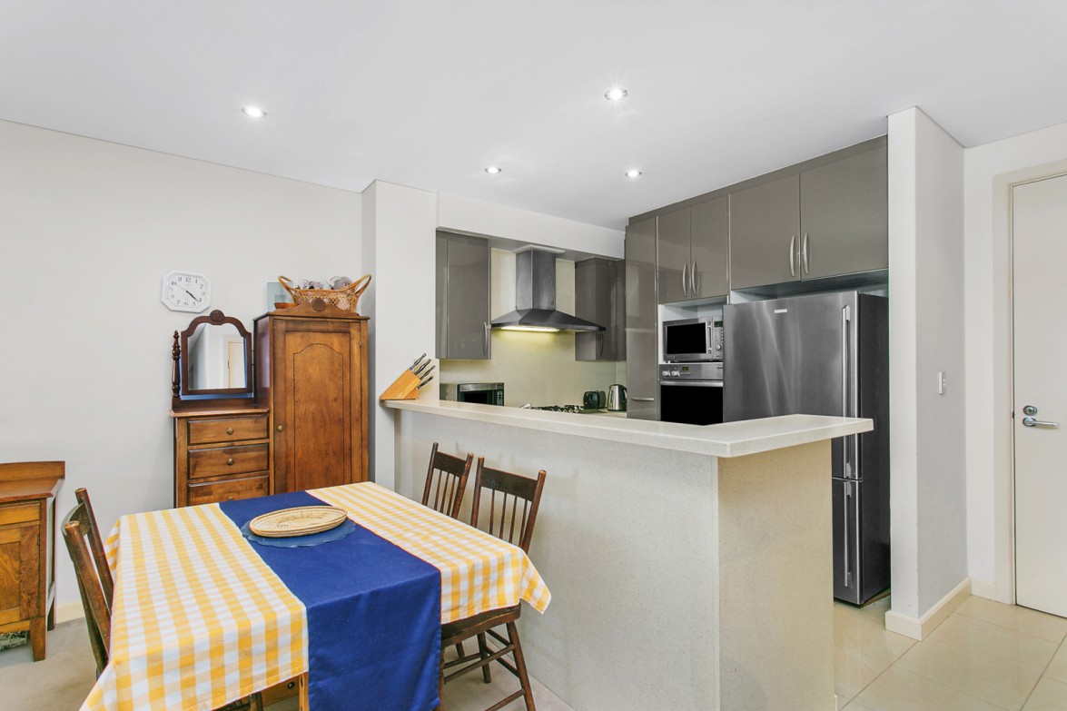 Photo #3: 132/3 Manta Place, Chiswick - Sold by Coopers Agency