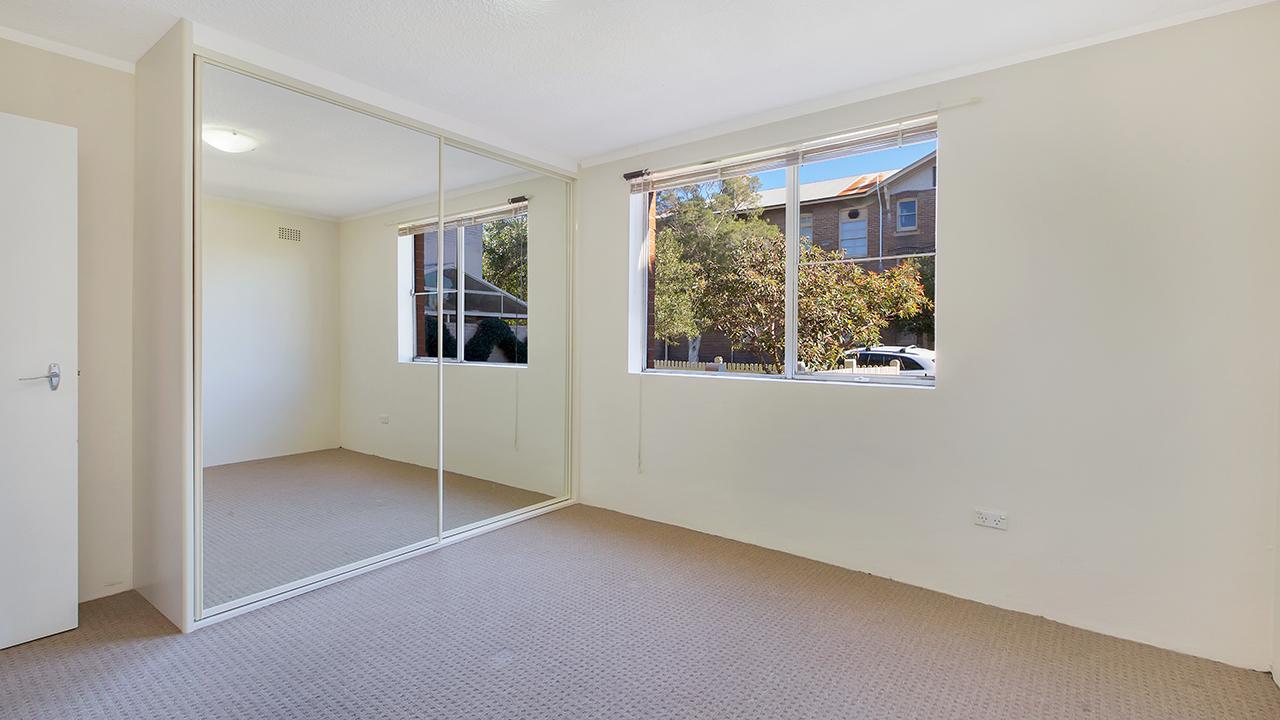 Photo #3: 2/53 Smith Street, Balmain - Leased by Coopers Agency