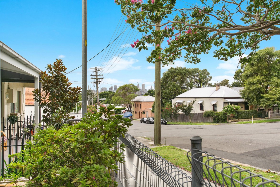 Photo #6: 76 O'Neill Street, Lilyfield - Sold by Coopers Agency