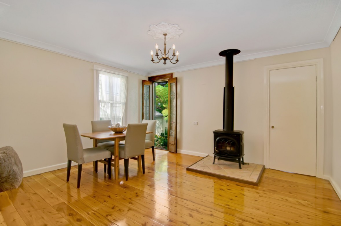 Photo #3: 108 Mansfield Street, Rozelle - Sold by Coopers Agency