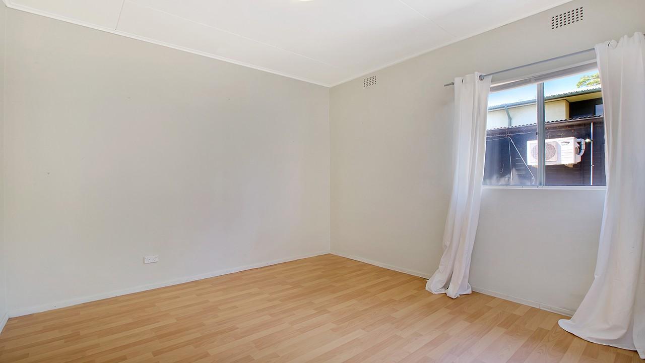 Photo #4: 1/2C Waite Ave, Balmain East - Leased by Coopers Agency