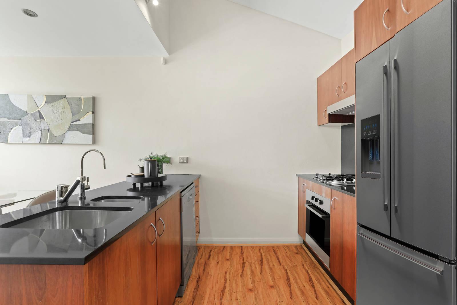 Photo #7: 12/11-23 Hay Street, Leichhardt - Sold by Coopers Agency