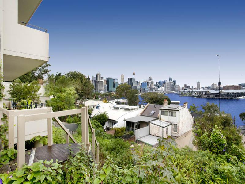 Photo #2: 11/24A Pearson Street, Balmain East - Sold by Coopers Agency