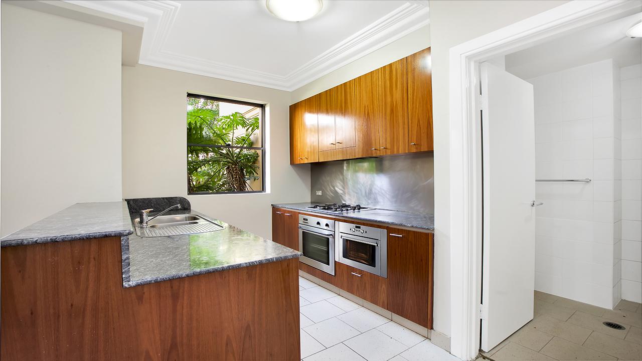 Photo #4: B4/1 Buchanan Street, Balmain - Leased by Coopers Agency