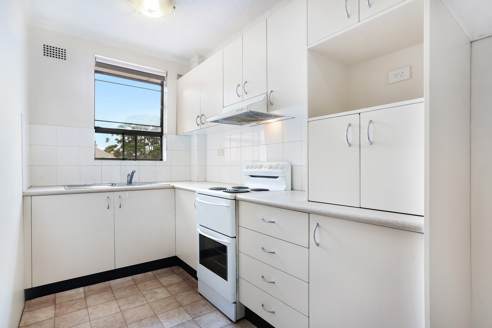 Photo #2: 10/53 Smith Street, Balmain - Leased by Coopers Agency