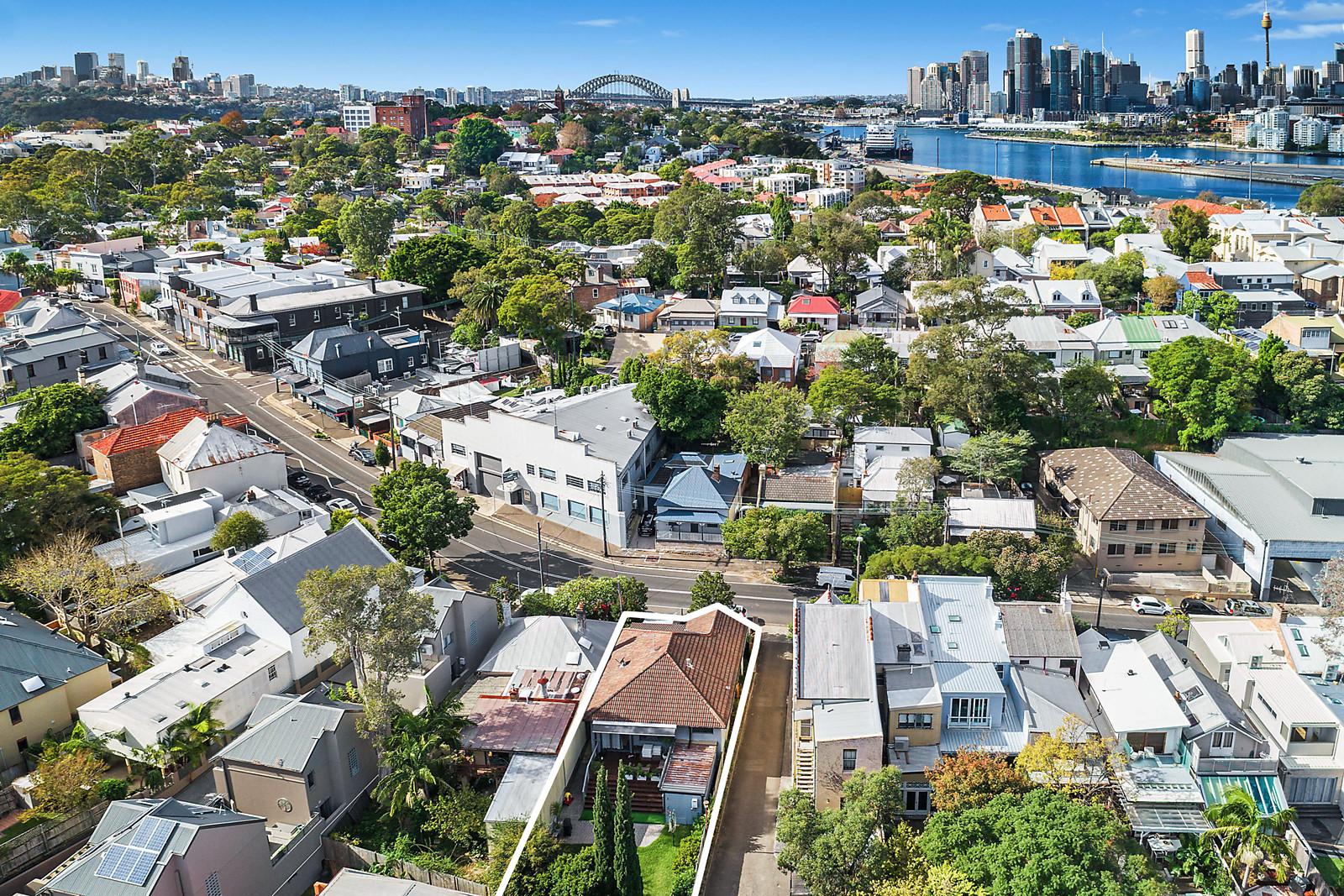 Photo #10: 93 Mullens Street, Balmain - Sold by Coopers Agency