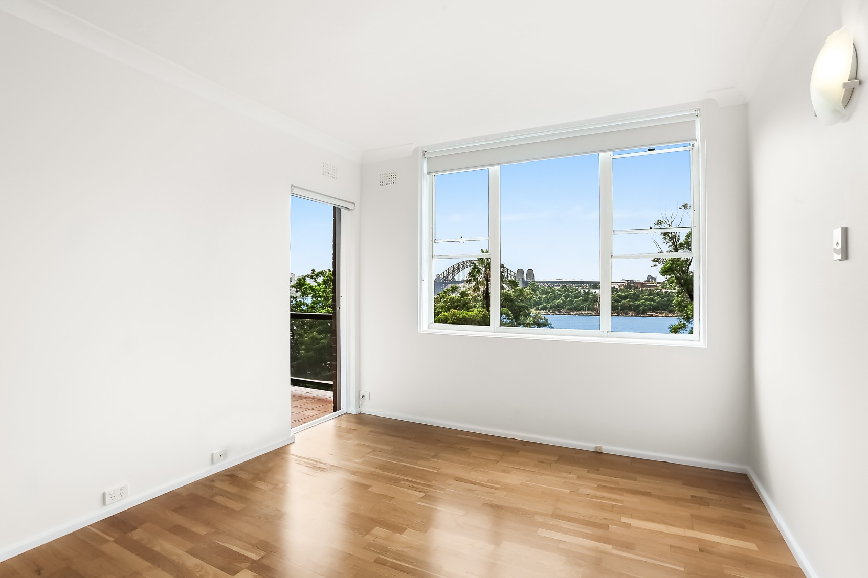 Photo #5: 24/2 Pearson Street, Balmain East - Leased by Coopers Agency