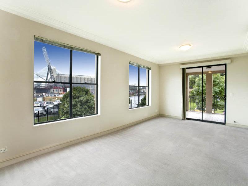 Photo #4: C3/1 Buchanan Street, Balmain - Sold by Coopers Agency