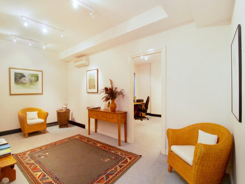 Photo #3: 1/549 Darling Street, Rozelle - Sold by Coopers Agency