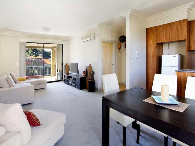 Photo #3: D15 1 Buchanan Street, Balmain - Sold by Coopers Agency