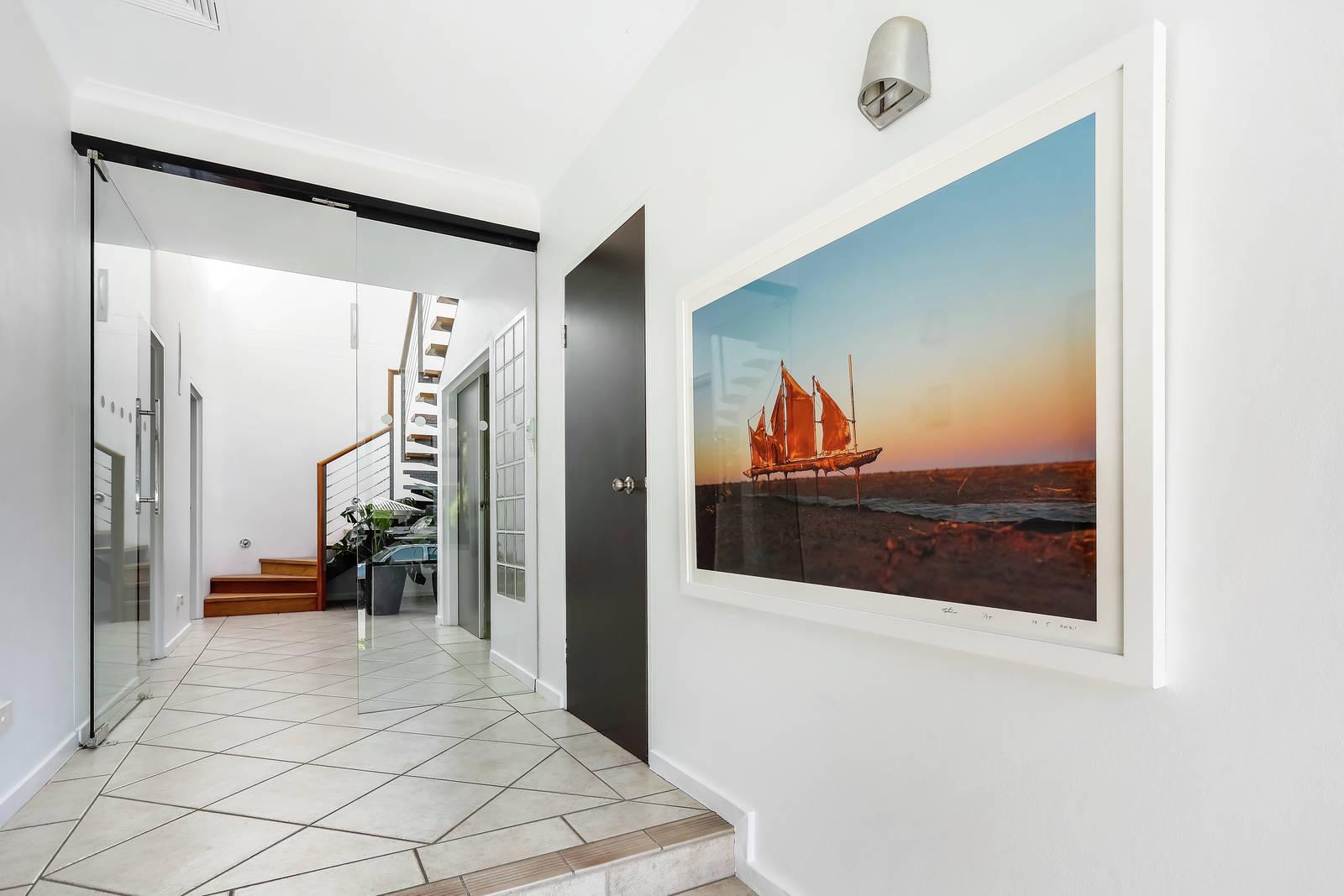 Photo #14: 3/2 Glassop Street, Balmain - Sold by Coopers Agency