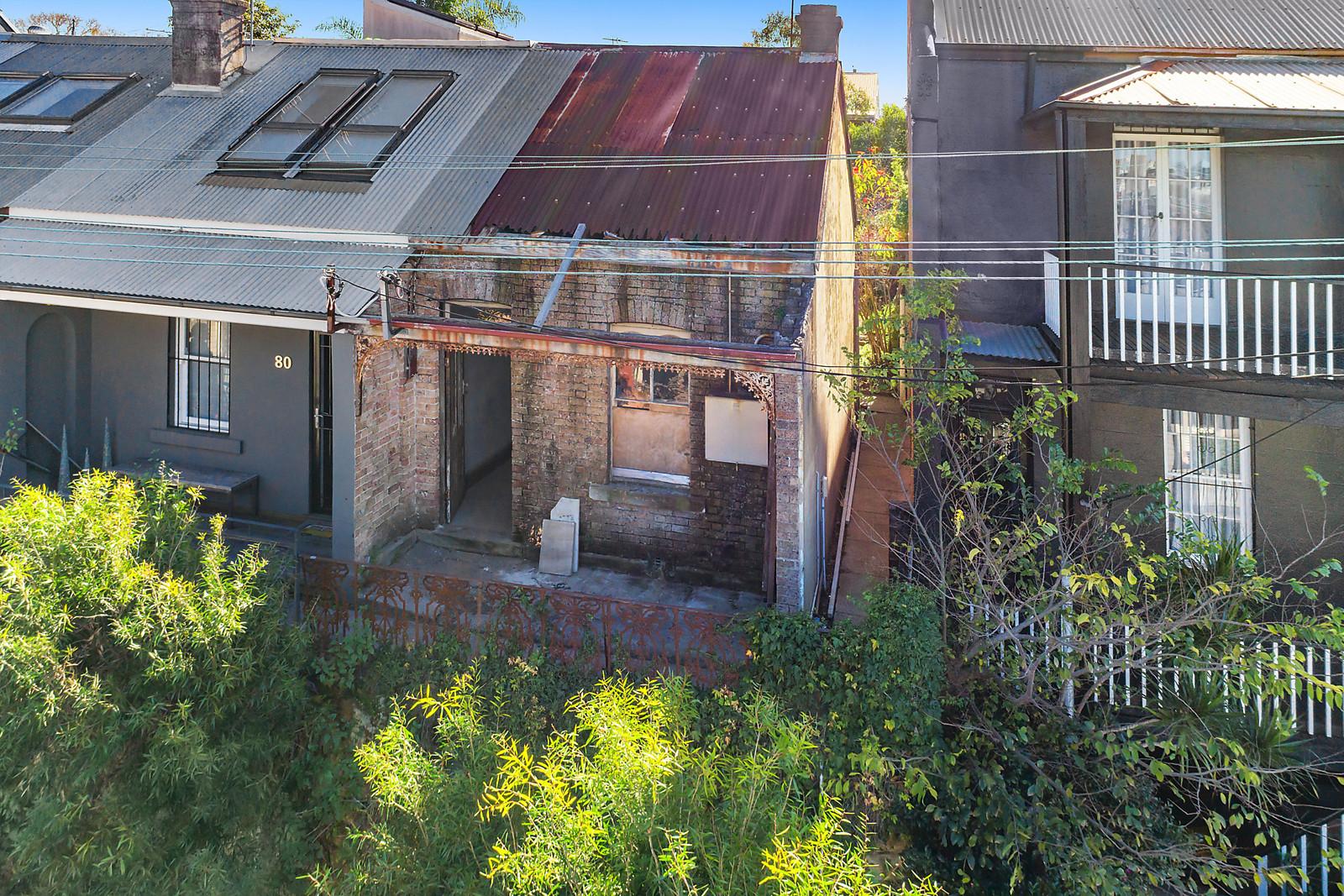 Photo #10: 82 Rowntree Street, Balmain - Sold by Coopers Agency