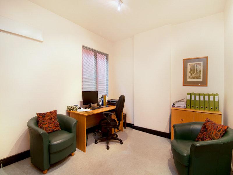 Photo #4: 1/549 Darling Street, Rozelle - Sold by Coopers Agency