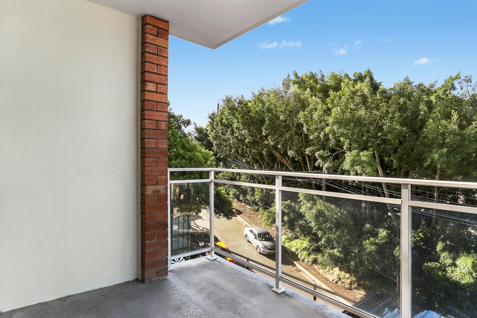 Photo #3: 1/3 Hornsey Street, Rozelle - Sold by Coopers Agency