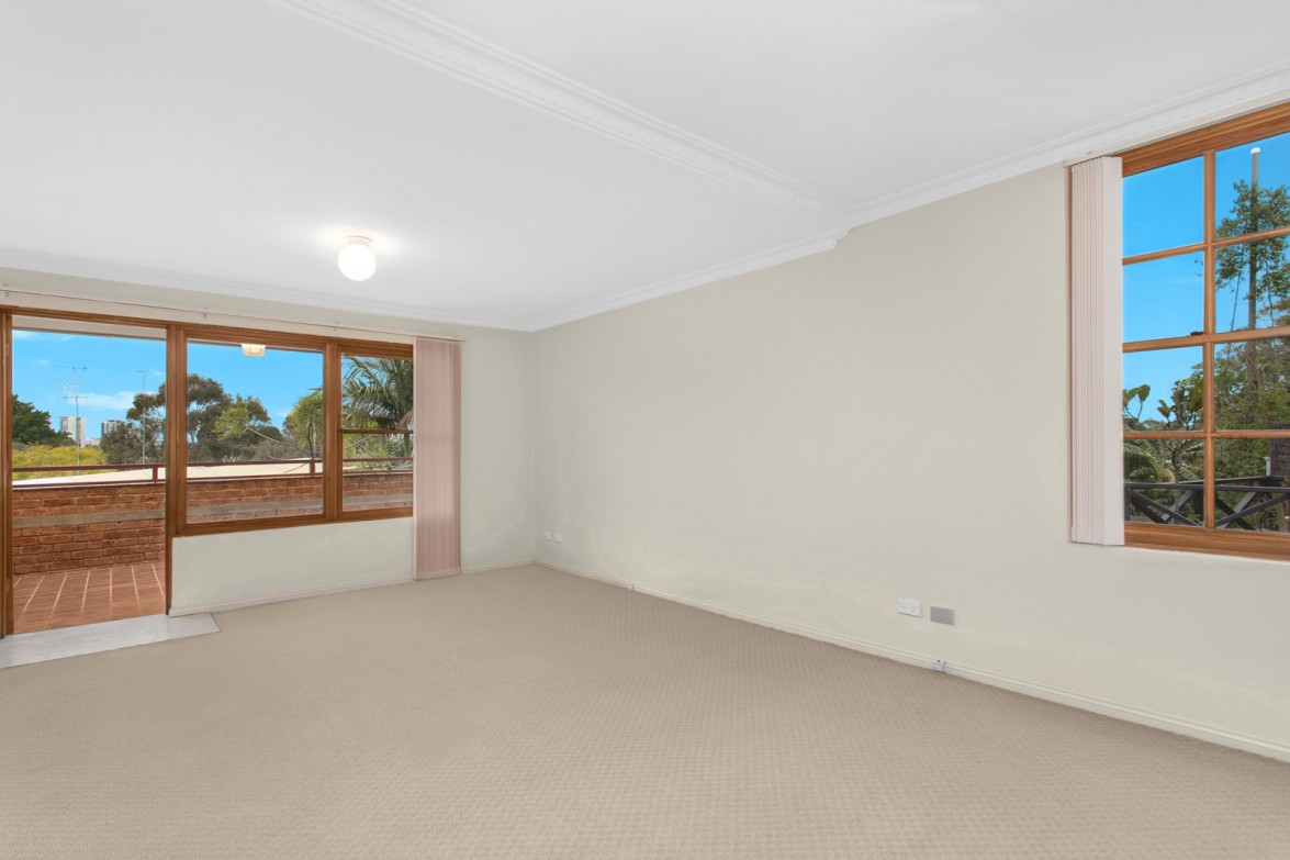 Photo #2: 2/40 Beattie Street, Balmain - Sold by Coopers Agency