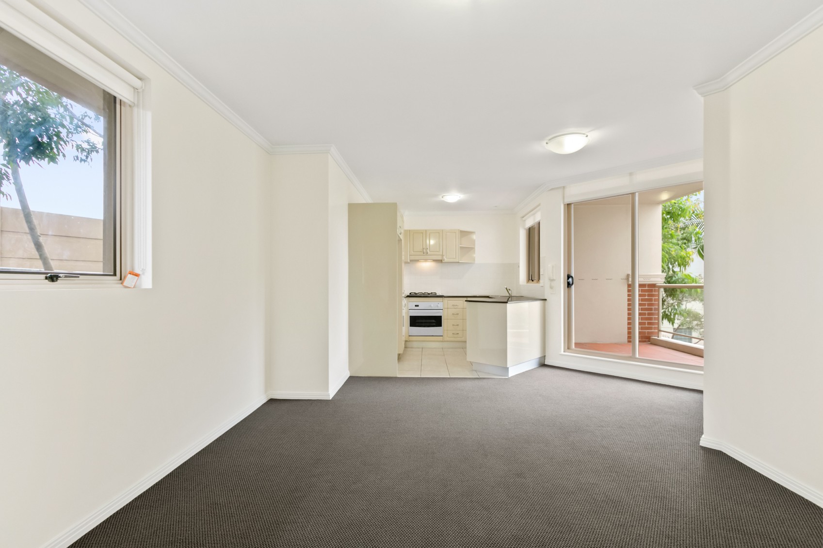 Photo #2: 205/28 Warayama Place, Rozelle - Leased by Coopers Agency