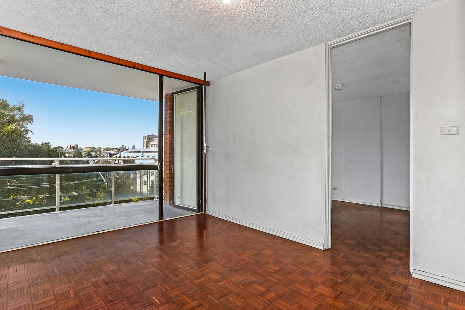 Photo #2: 1/3 Hornsey Street, Rozelle - Sold by Coopers Agency