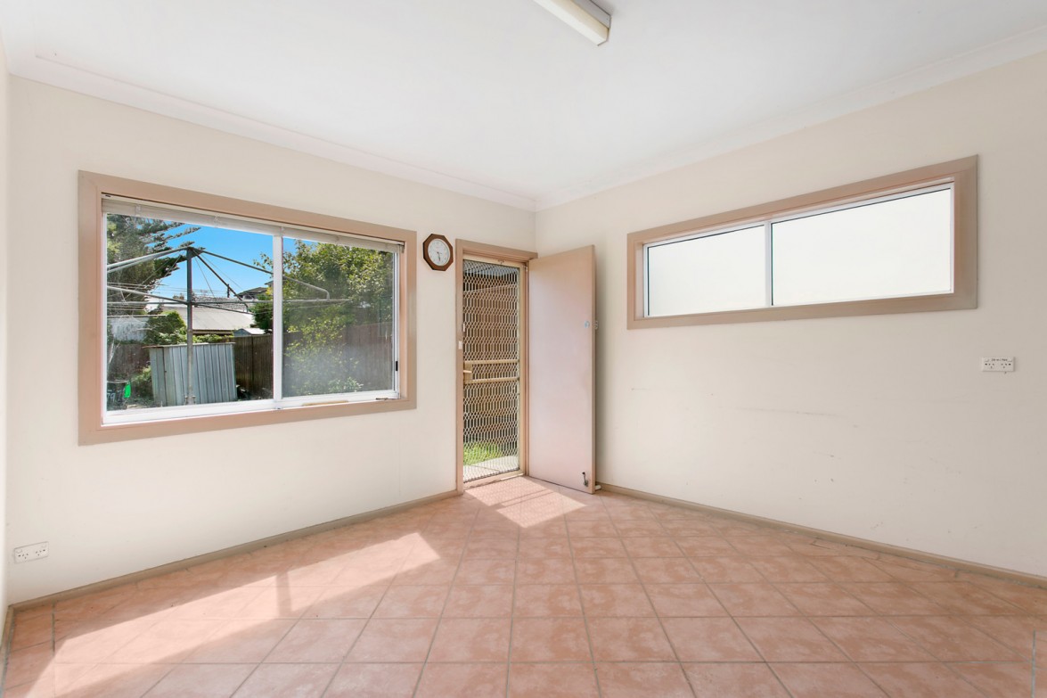 Photo #5: 79 Marlborough Street, Leichhardt - Sold by Coopers Agency