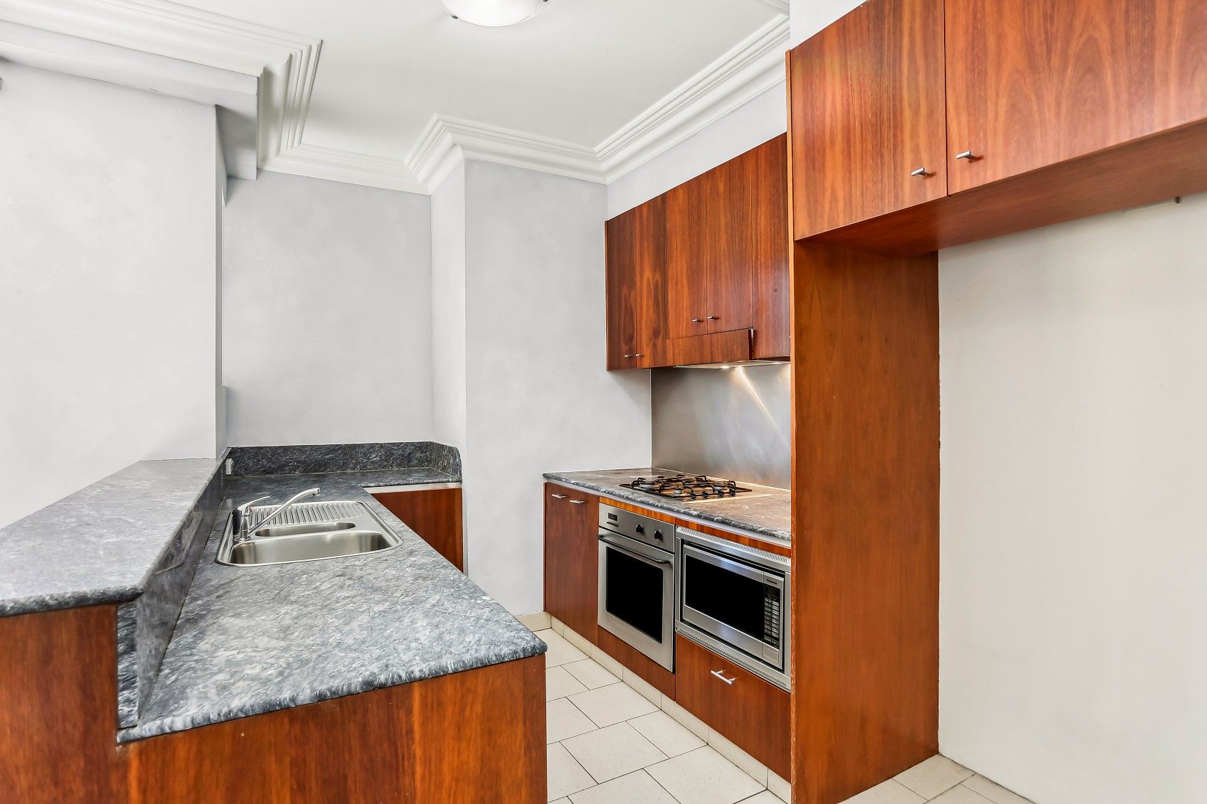 A8/1 Buchanan Street, Balmain Leased by Coopers Agency - image 1