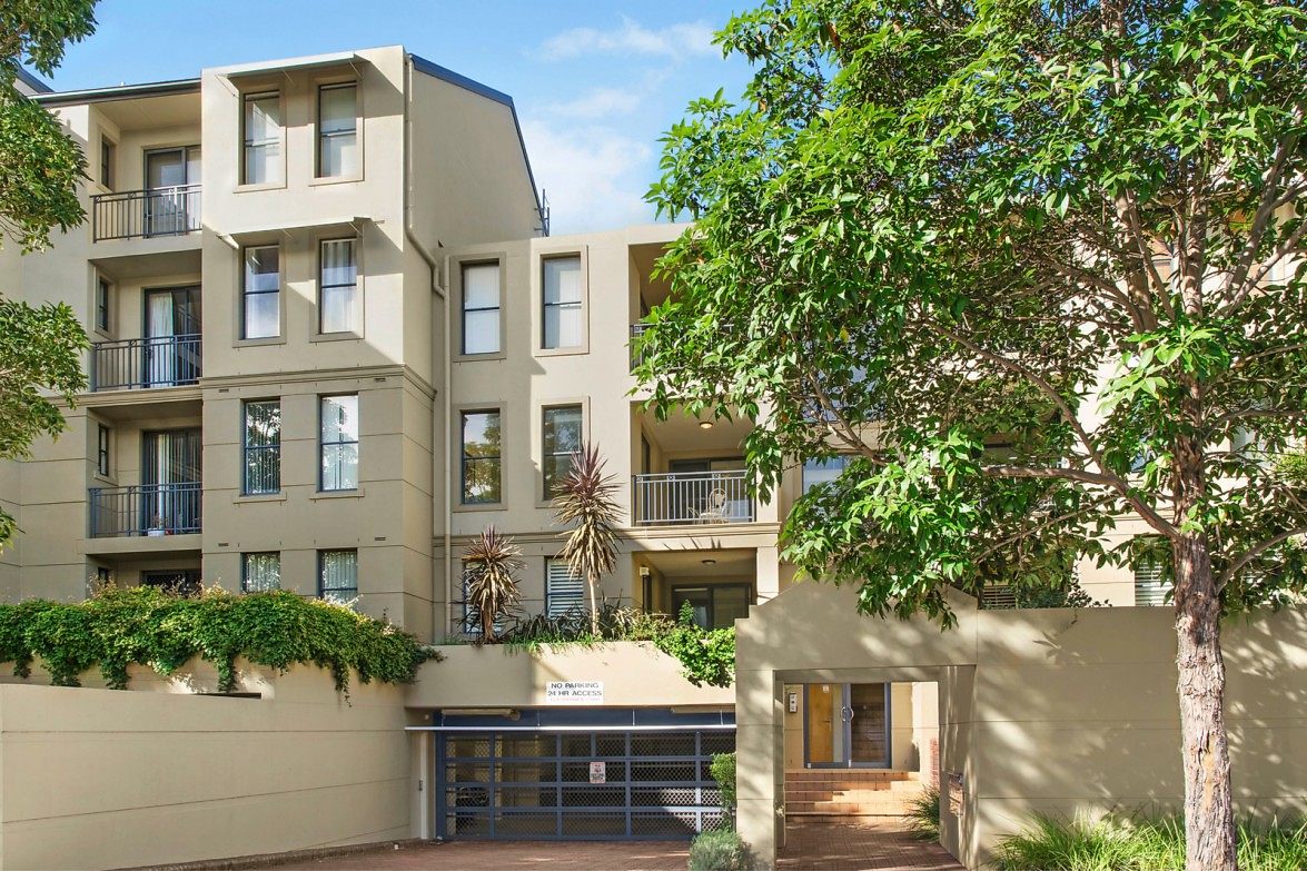 A15/1 Buchanan Street, Balmain Sold by Coopers Agency - image 1